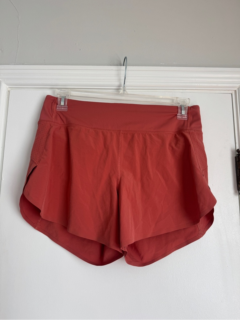 Athleta Run with It 4.5” Athletic Running Shorts